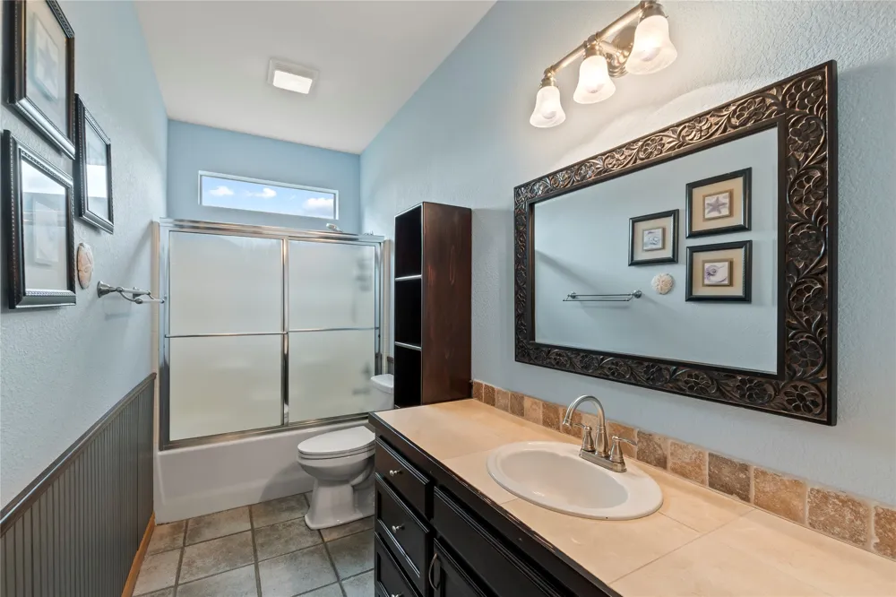 5459 Woodland Shores Drive Log Cabin, TX 75148