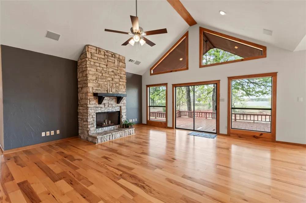 5459 Woodland Shores Drive Log Cabin, TX 75148