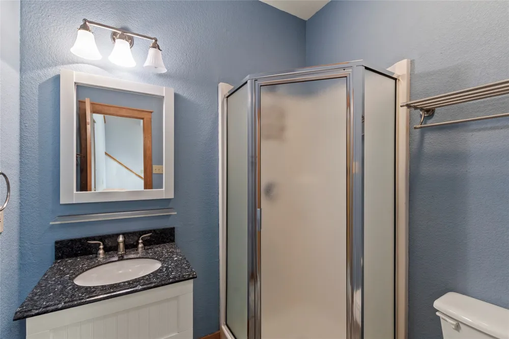 5459 Woodland Shores Drive Log Cabin, TX 75148