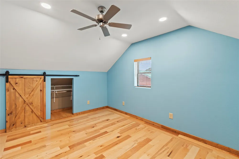 5459 Woodland Shores Drive Log Cabin, TX 75148