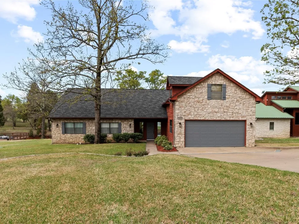 5459 Woodland Shores Drive Log Cabin, TX 75148