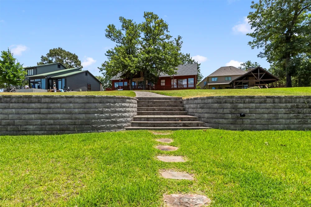 5459 Woodland Shores Drive Log Cabin, TX 75148
