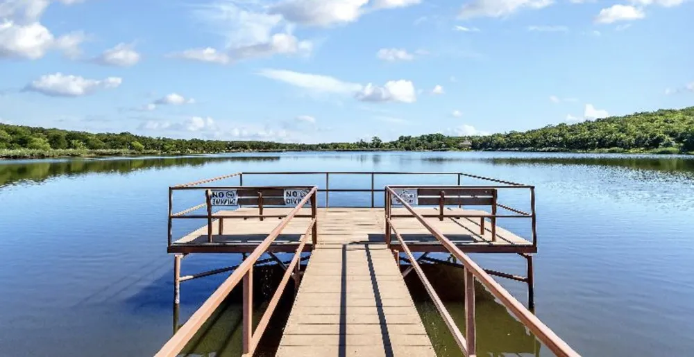 185 Silver Lakes Drive Sunset, TX 76270