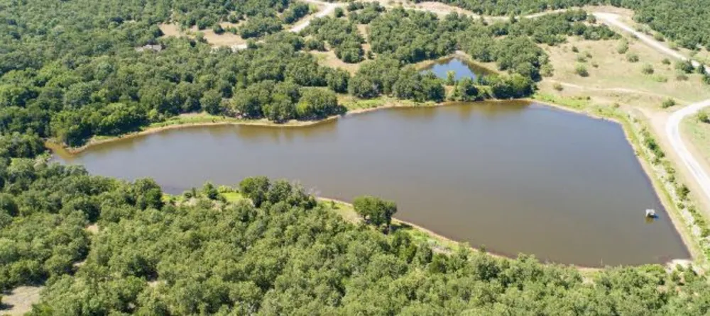 185 Silver Lakes Drive Sunset, TX 76270