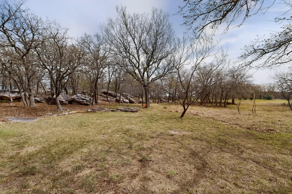 185 Silver Lakes Drive Sunset, TX 76270