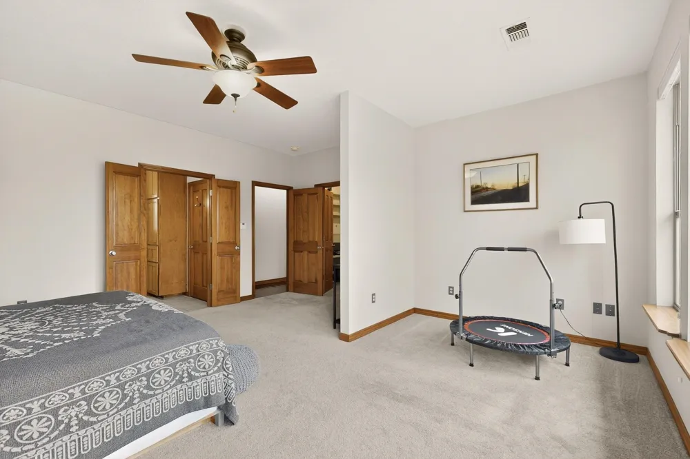 185 Silver Lakes Drive Sunset, TX 76270