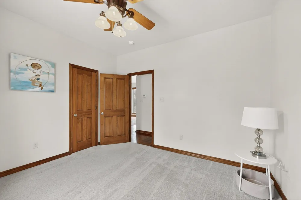 185 Silver Lakes Drive Sunset, TX 76270