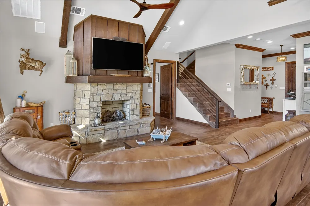 181 County Road 1505 Alba, TX 75410