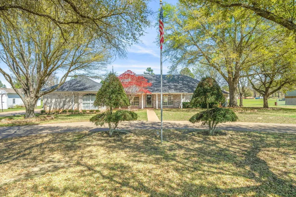 2146 VZ County Road 2205 Canton, TX 75103