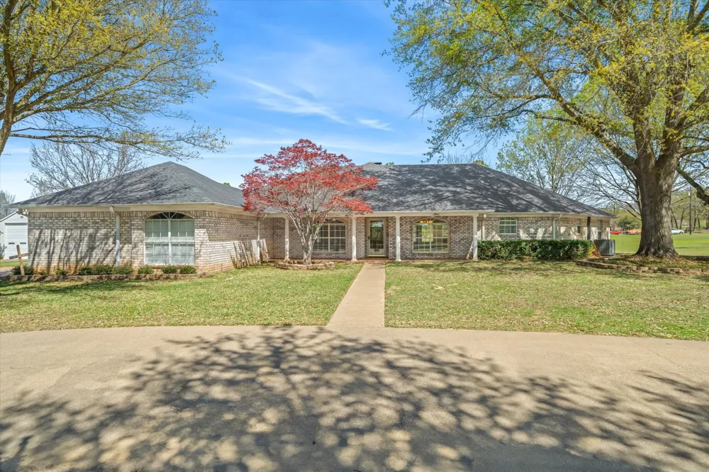 2146 VZ County Road 2205 Canton, TX 75103
