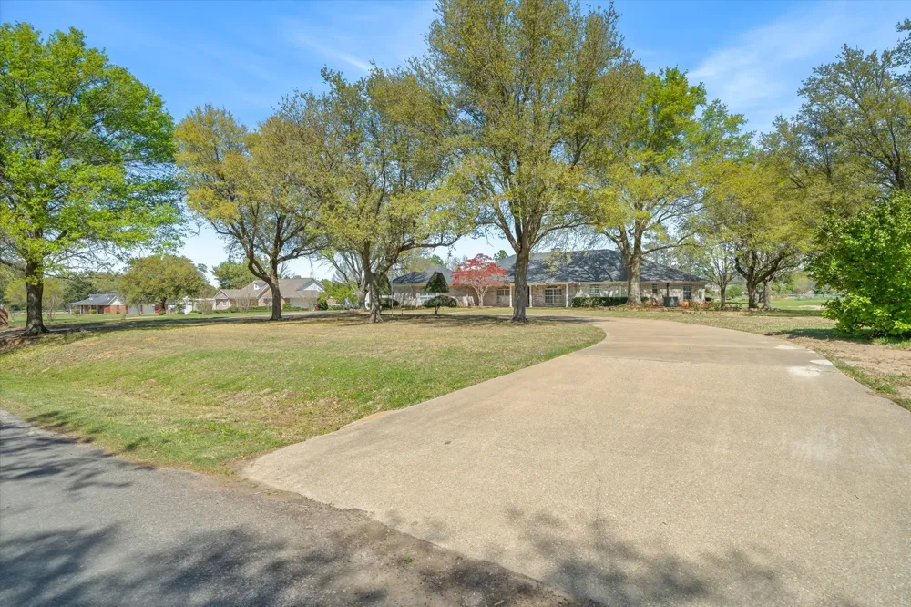 2146 VZ County Road 2205 Canton, TX 75103