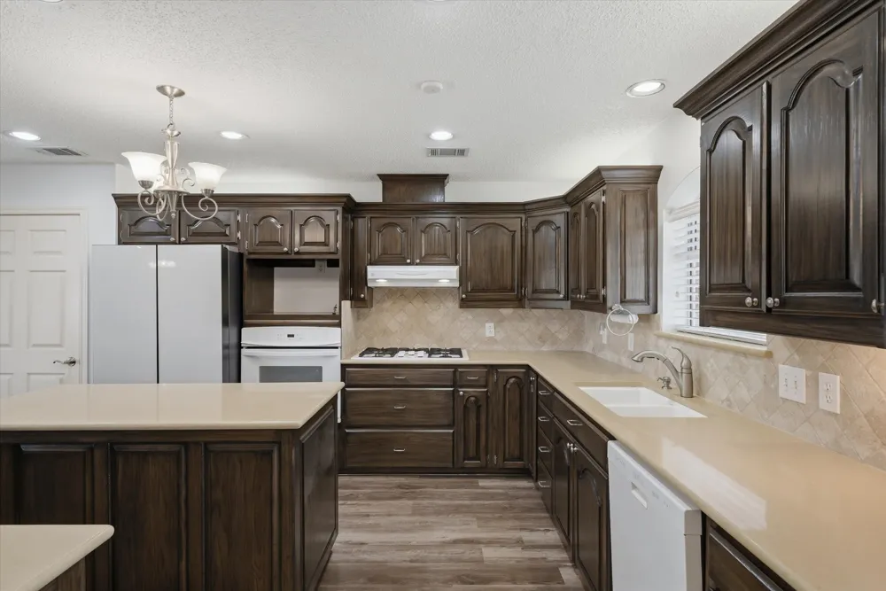 2146 VZ County Road 2205 Canton, TX 75103