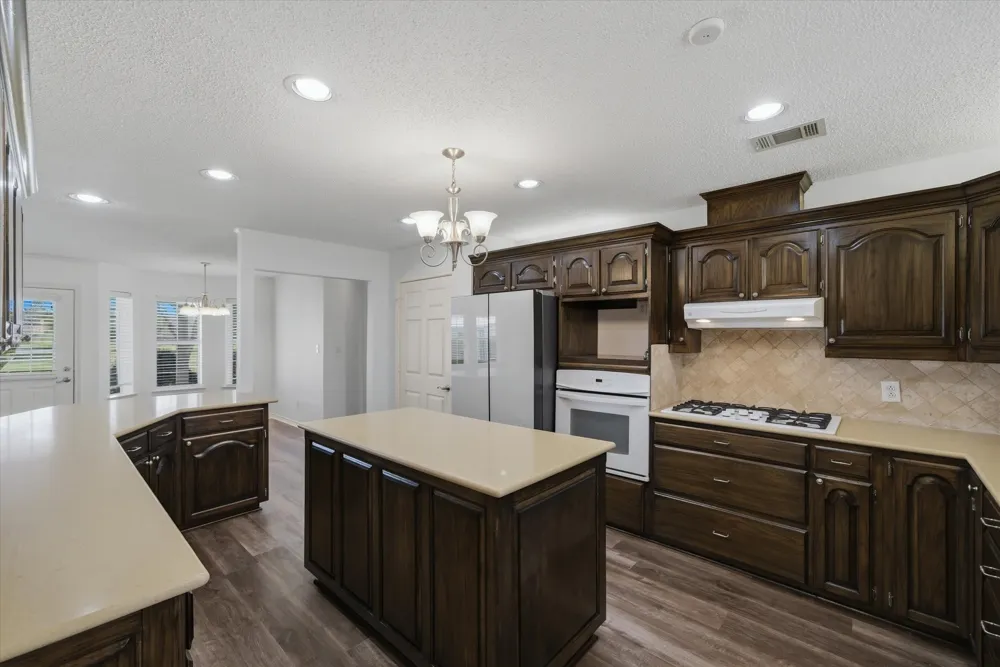 2146 VZ County Road 2205 Canton, TX 75103