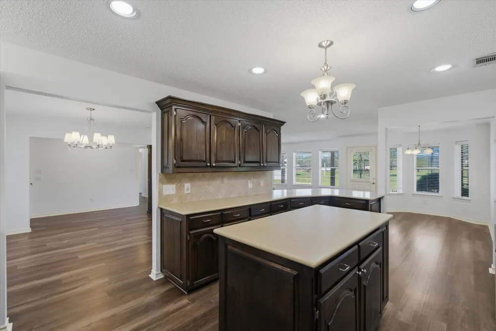 2146 VZ County Road 2205 Canton, TX 75103