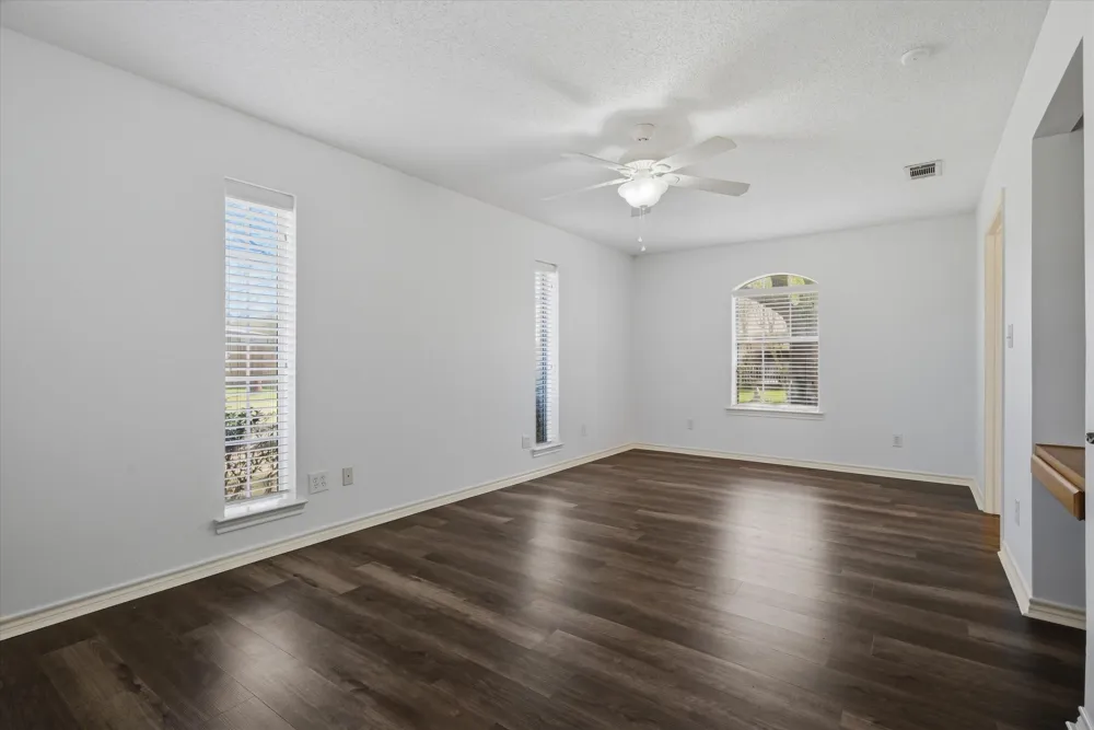 2146 VZ County Road 2205 Canton, TX 75103