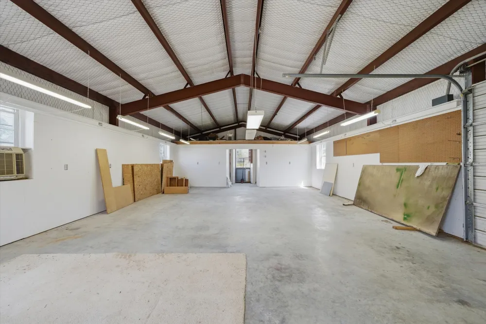 2146 VZ County Road 2205 Canton, TX 75103