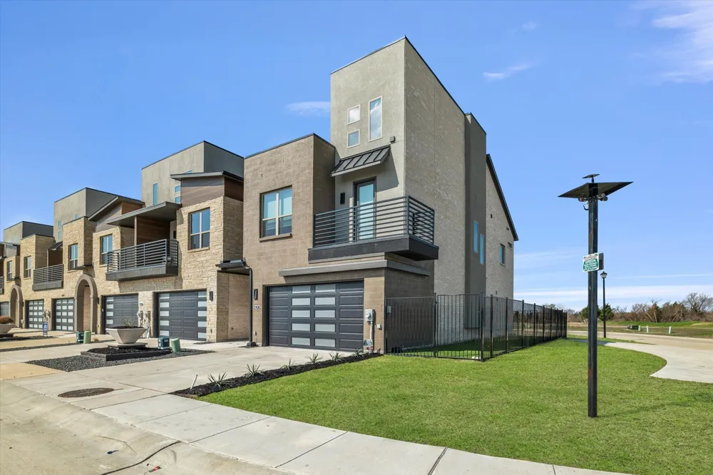 2108 Psalm Circle Heath, TX 75126