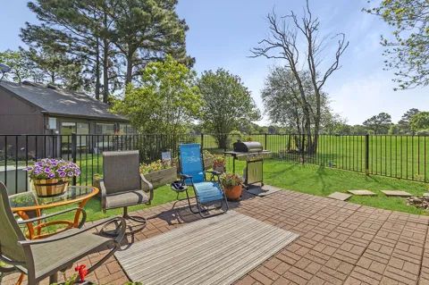 17 Townhouse Lane