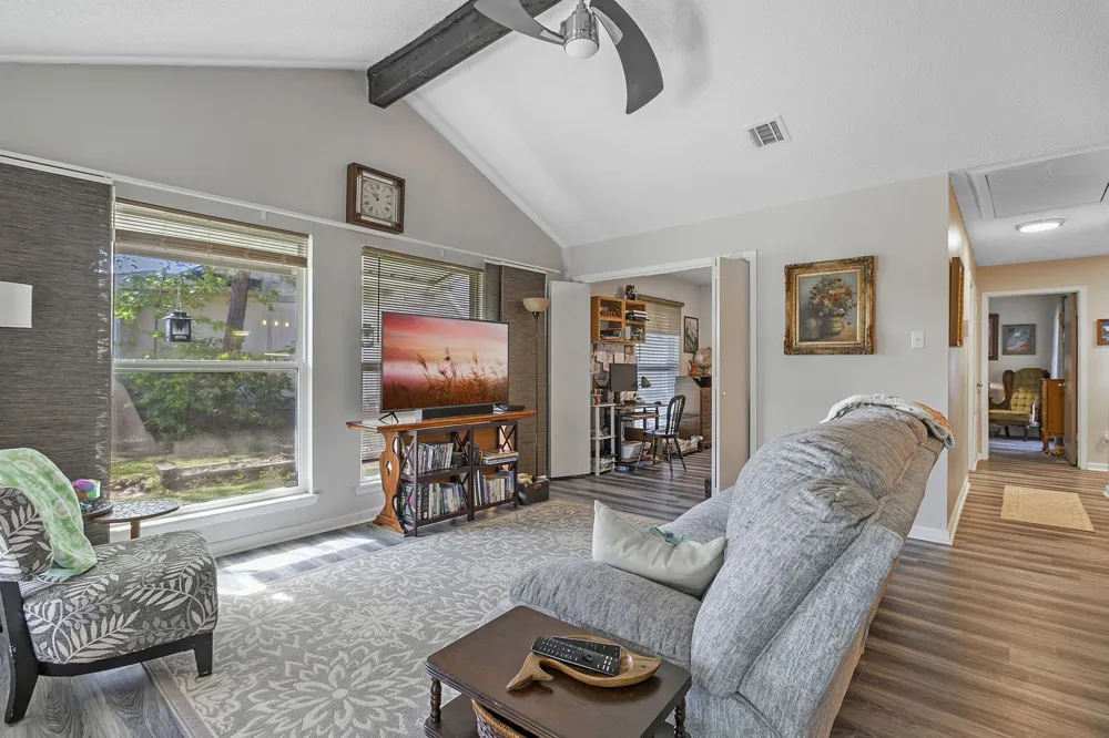 17 Townhouse Lane Trinity, TX 75862