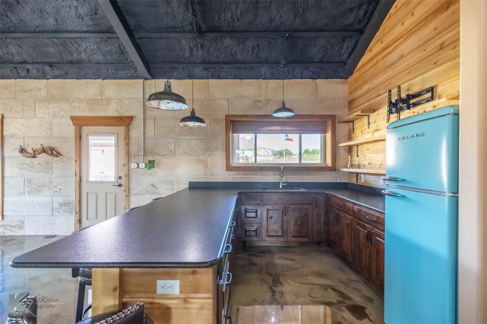 112 Thomas Court Tuscola, TX 79562