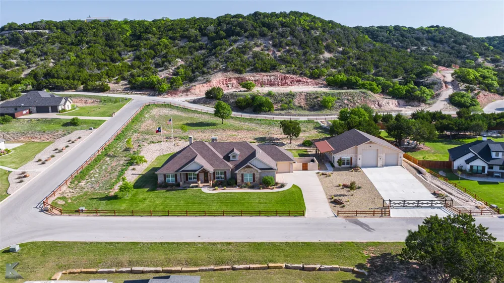 112 Thomas Court Tuscola, TX 79562
