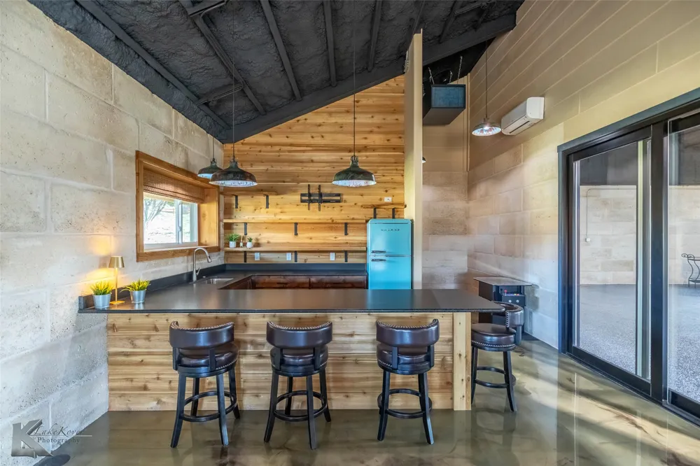 112 Thomas Court Tuscola, TX 79562