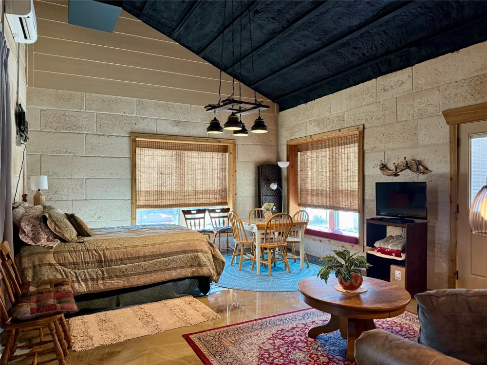 112 Thomas Court Tuscola, TX 79562