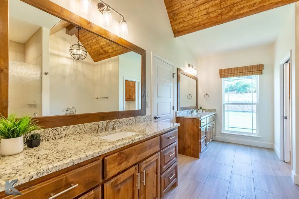 112 Thomas Court Tuscola, TX 79562