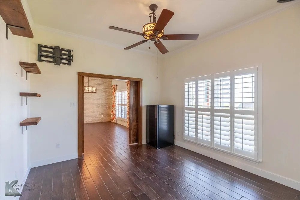 112 Thomas Court Tuscola, TX 79562