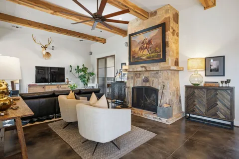 5686 Ranch Rd 1631