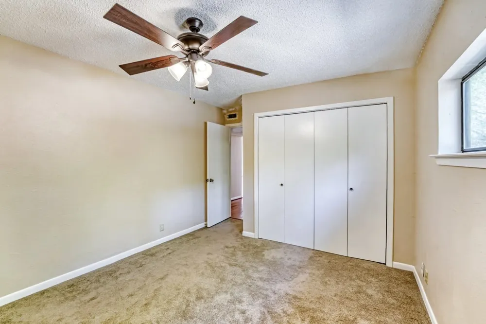 19818 Colina Drive Lago Vista, TX 78645
