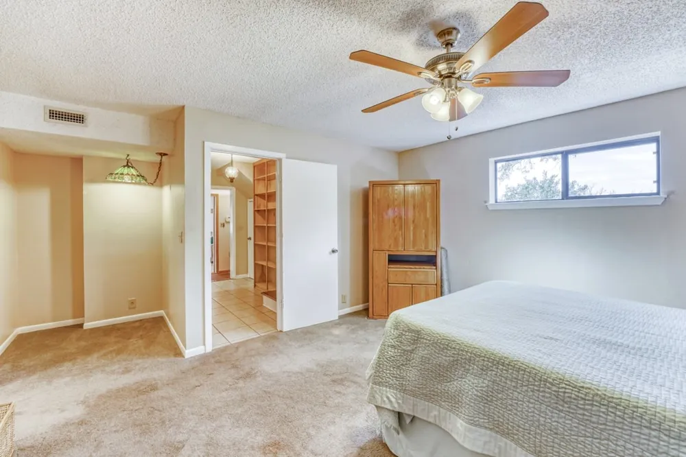 19818 Colina Drive Lago Vista, TX 78645