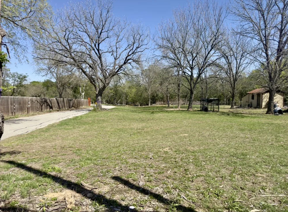 600 Sabine Street Lockhart, TX 78644