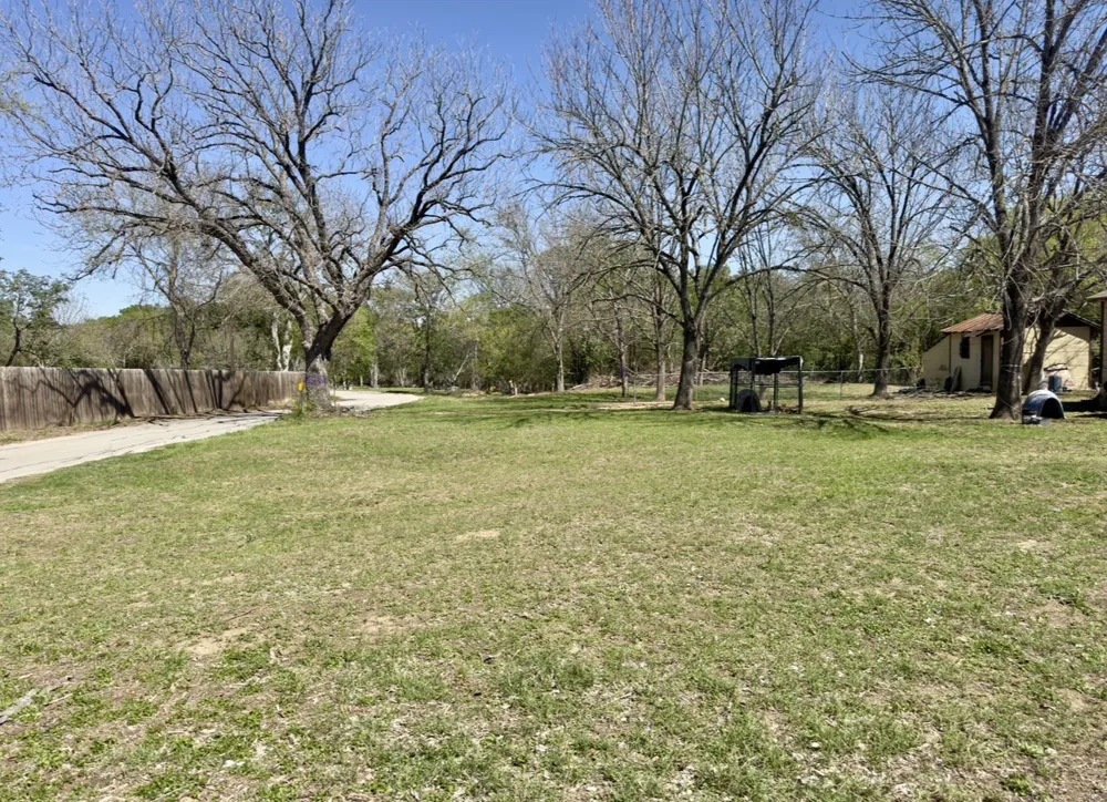 600 Sabine Street Lockhart, TX 78644