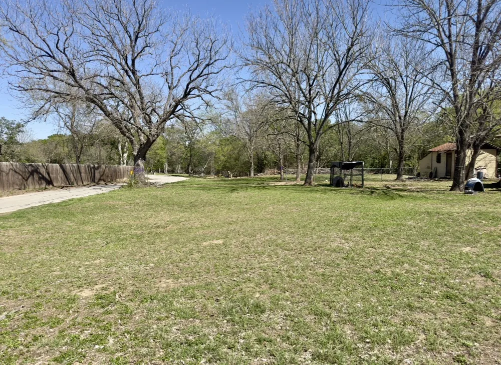600 Sabine Street Lockhart, TX 78644