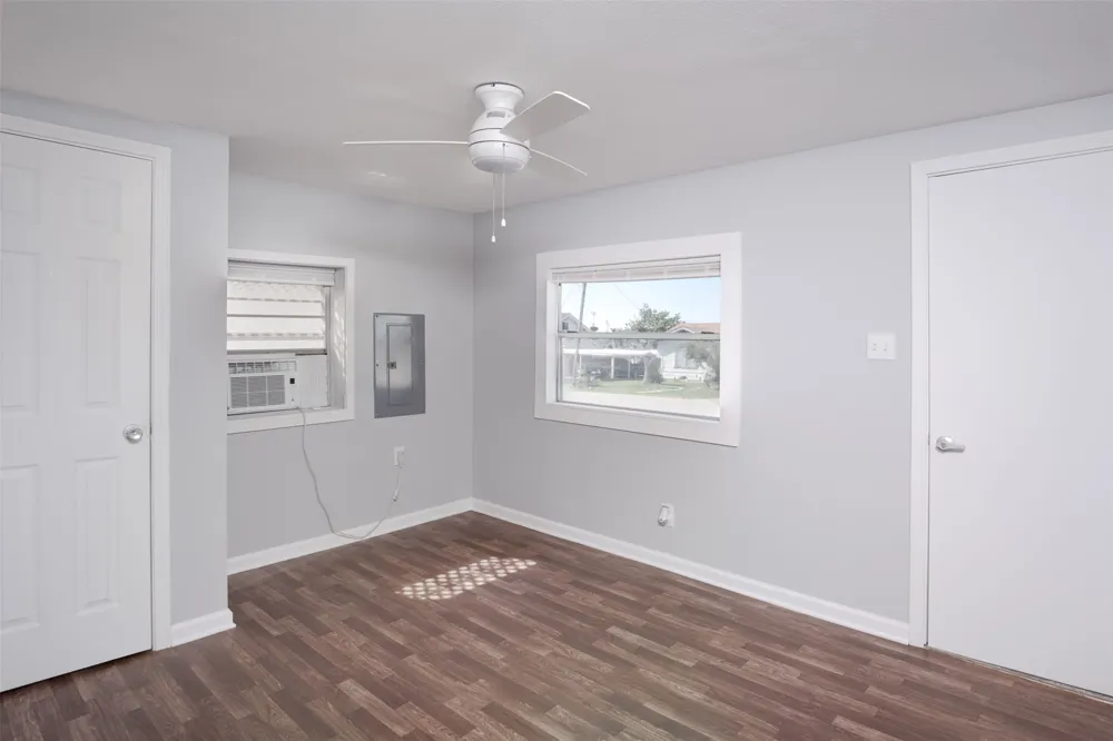 14 W Post Oak Avenue Rogers, TX 76569