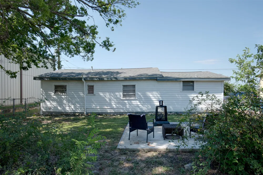 14 W Post Oak Avenue Rogers, TX 76569