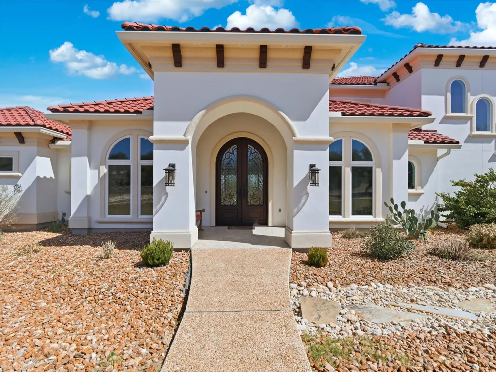 2144 Senora Ridge Canyon Lake, TX 78133