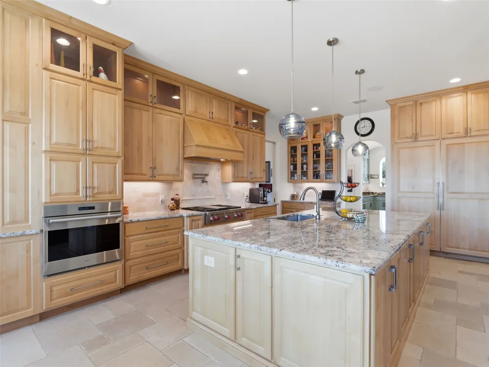 2144 Senora Ridge Canyon Lake, TX 78133