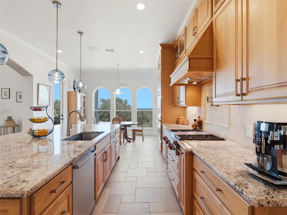 2144 Senora Ridge Canyon Lake, TX 78133
