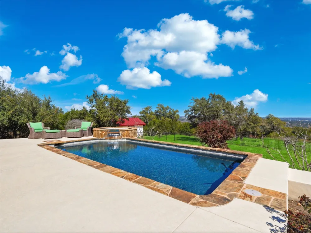 2144 Senora Ridge Canyon Lake, TX 78133