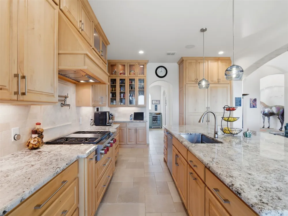 2144 Senora Ridge Canyon Lake, TX 78133