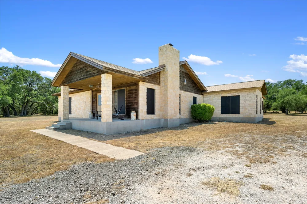 120 Craigen Road Liberty Hill, TX 78642