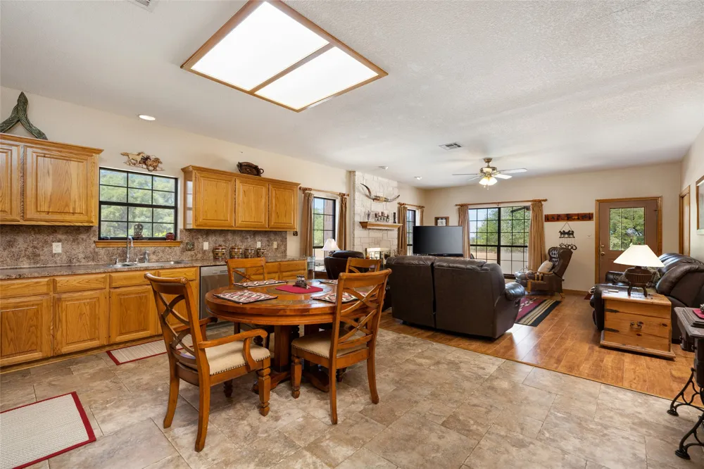 120 Craigen Road Liberty Hill, TX 78642