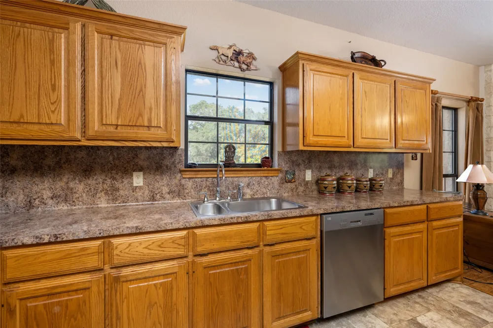120 Craigen Road Liberty Hill, TX 78642
