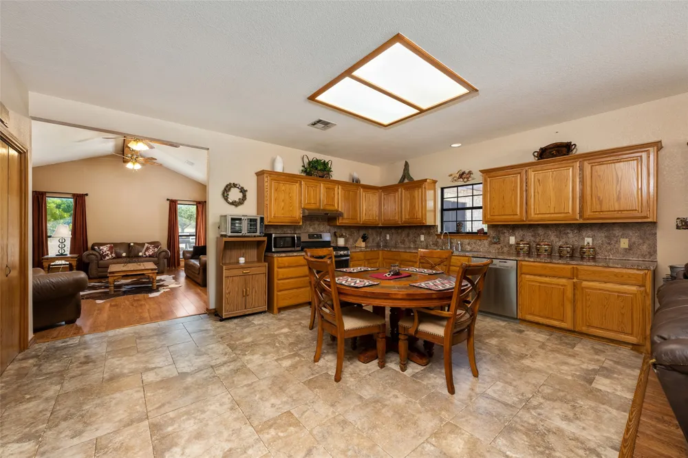 120 Craigen Road Liberty Hill, TX 78642