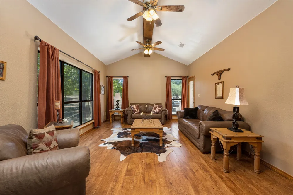 120 Craigen Road Liberty Hill, TX 78642