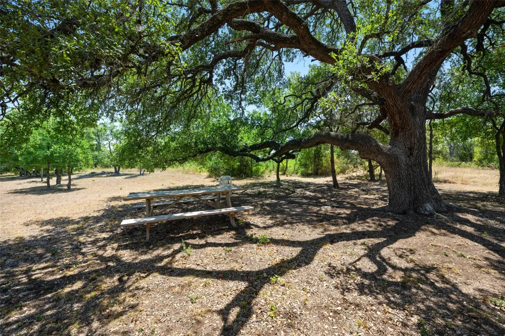 120 Craigen Road Liberty Hill, TX 78642