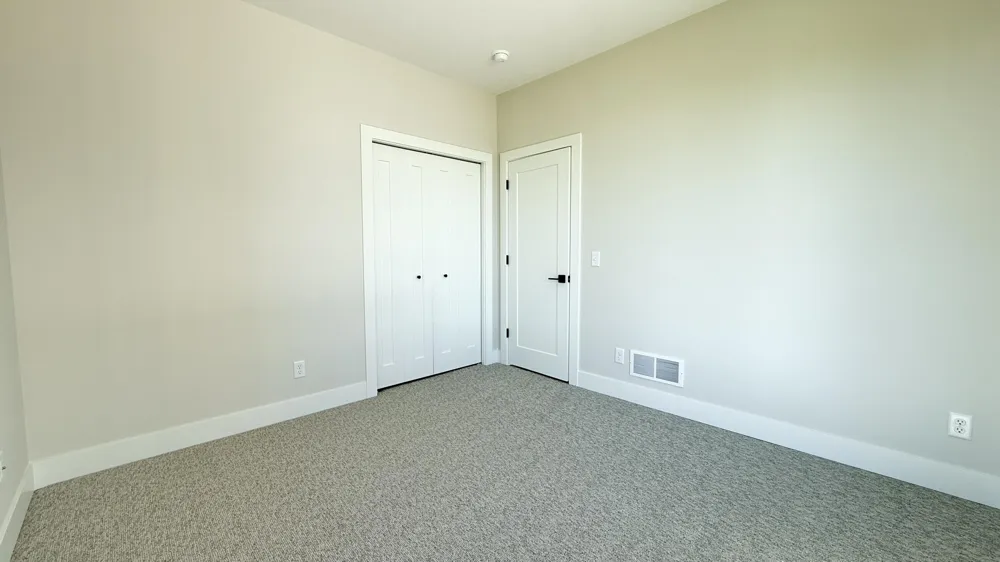 312 Edison Court #28 Muskegon City, MI 49440