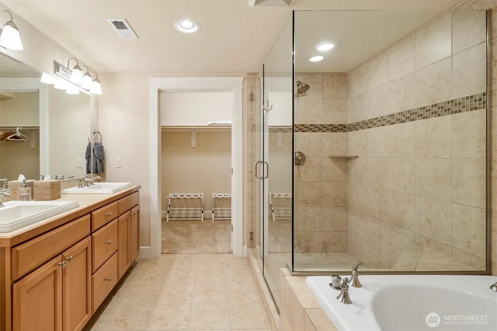 2307 Sundown Court Anacortes, WA 98221
